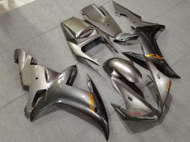 Gloss Silver & Gold 02-03 R1 Fairings