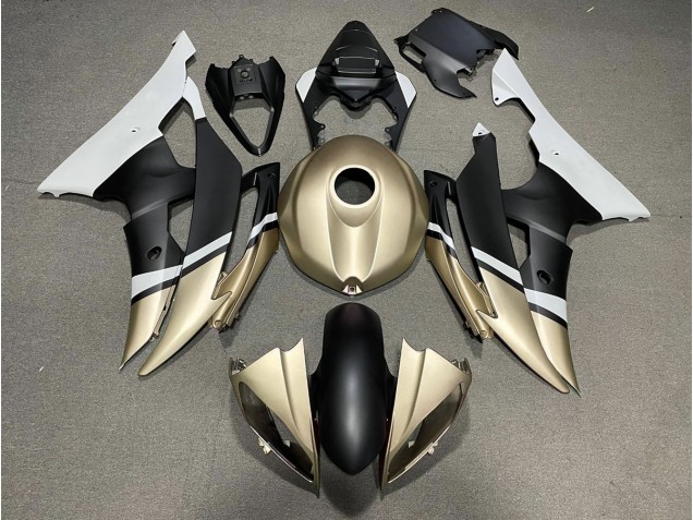 Matte Black and Gold 08-16 R6 Fairings